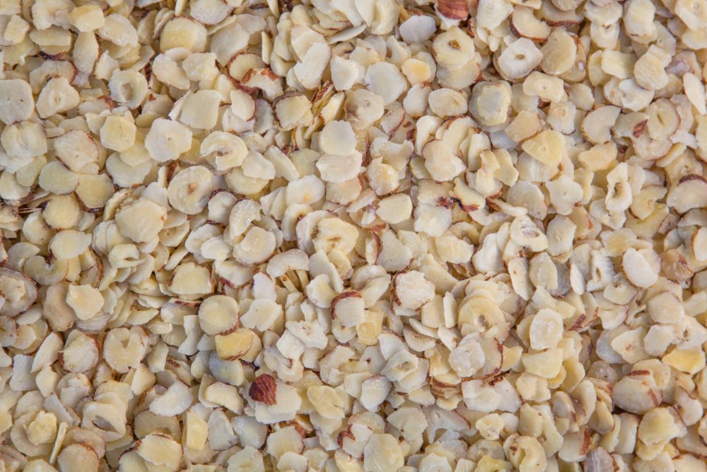 Geblancheerde gesneden (schaafsels) hazelnoten